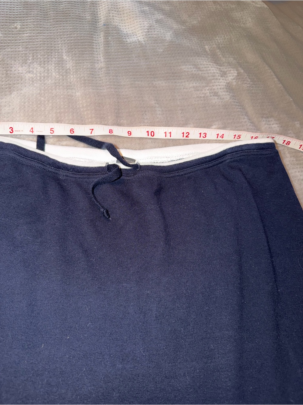 Van Heusen Navy Midi Skirt with Contrast Waist Large - Picture 4 of 4